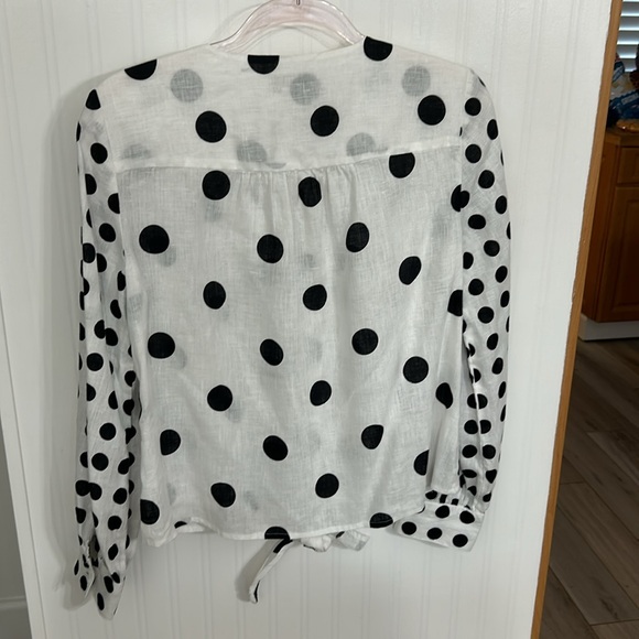 Linen, long sleeve, waist tie top. - Picture 6 of 6